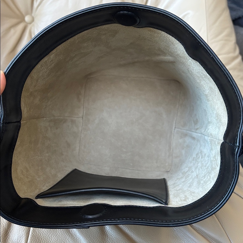 Reformation Black Rafaella Trapeze Tote Bucket Bag - Picture 4 of 11